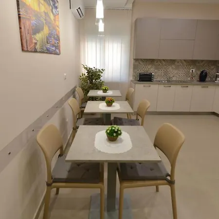 Bed & Breakfast Dioclezianorooms Naples