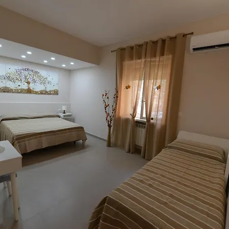 Bed & Breakfast Dioclezianorooms Naples